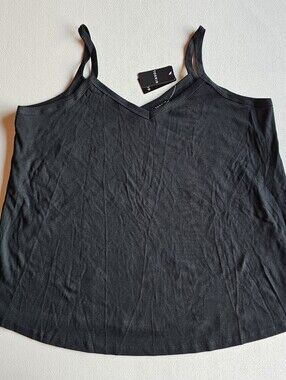 Torrid Women's Black V-Neck Spaghetti Strap Camisole 2X Ribbed Fabric